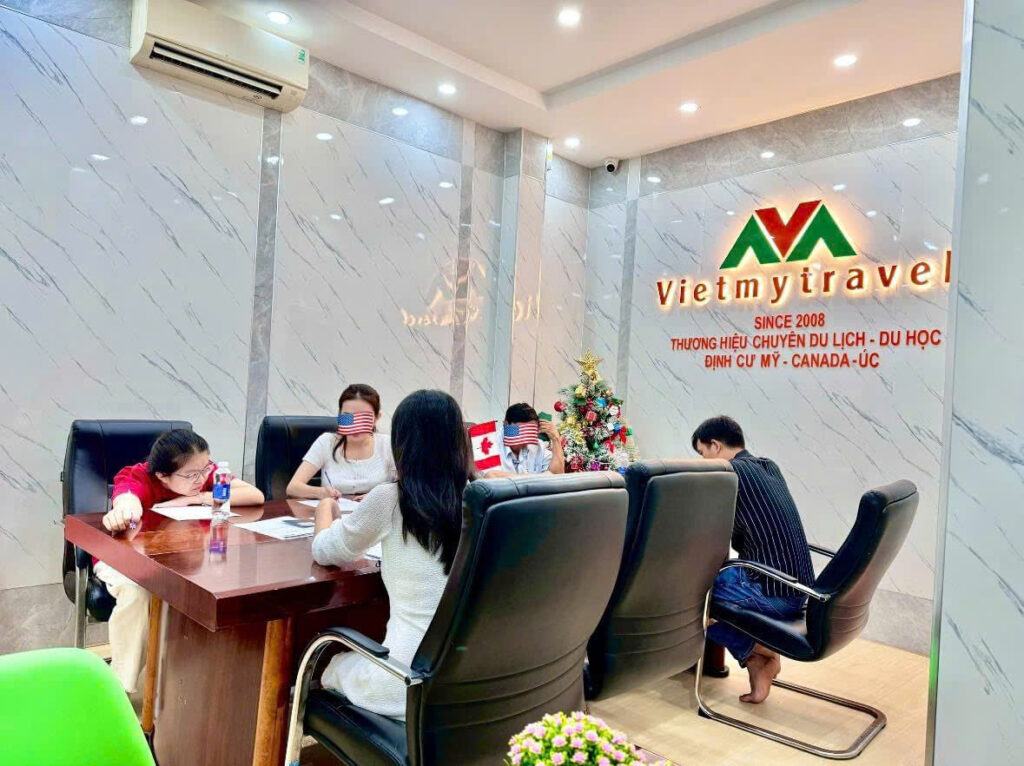 Thủ Tục Từ Bỏ Thẻ Xanh Mỹ
