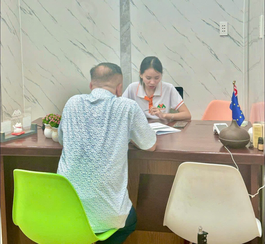 Tư Vấn Khách Hàng Xin Visa Phần Lan Tại Vietmytravel